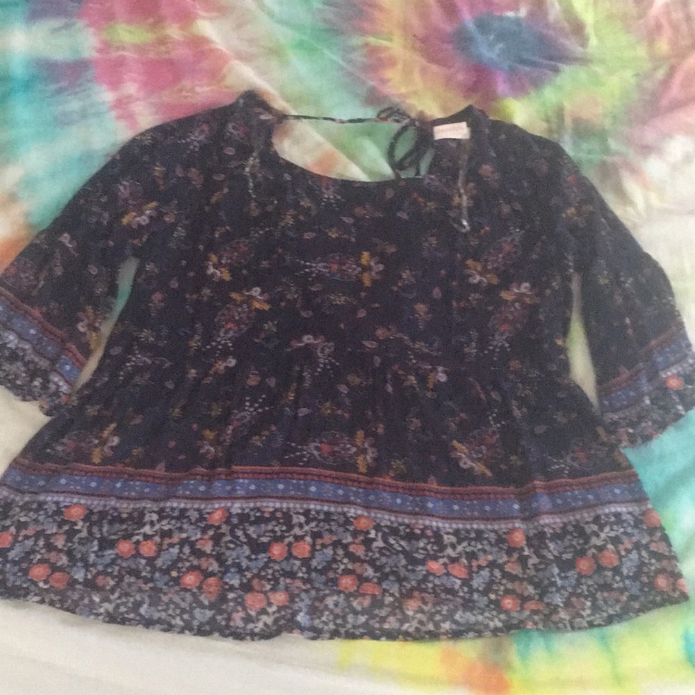 Navy floral boho top flowy open back L